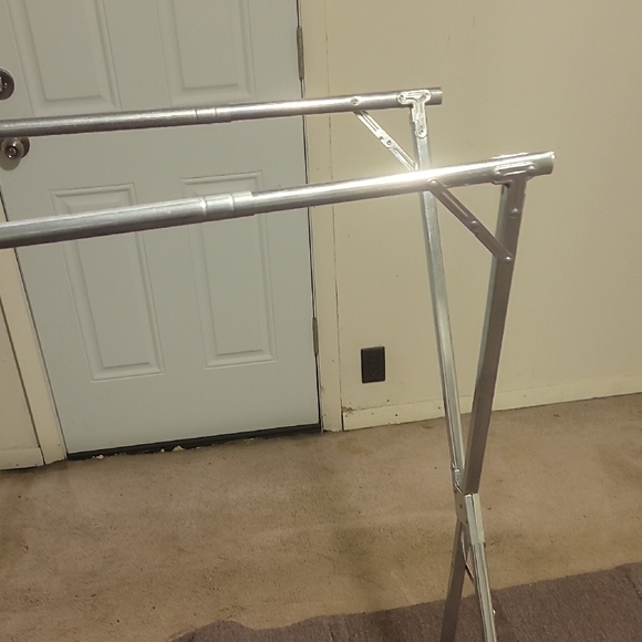 Foldable Silver Drying Rack - Picture 3 of 3
